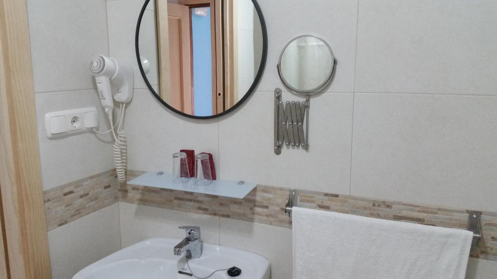 Hotel San Sebastian Almuñécar 部屋 写真