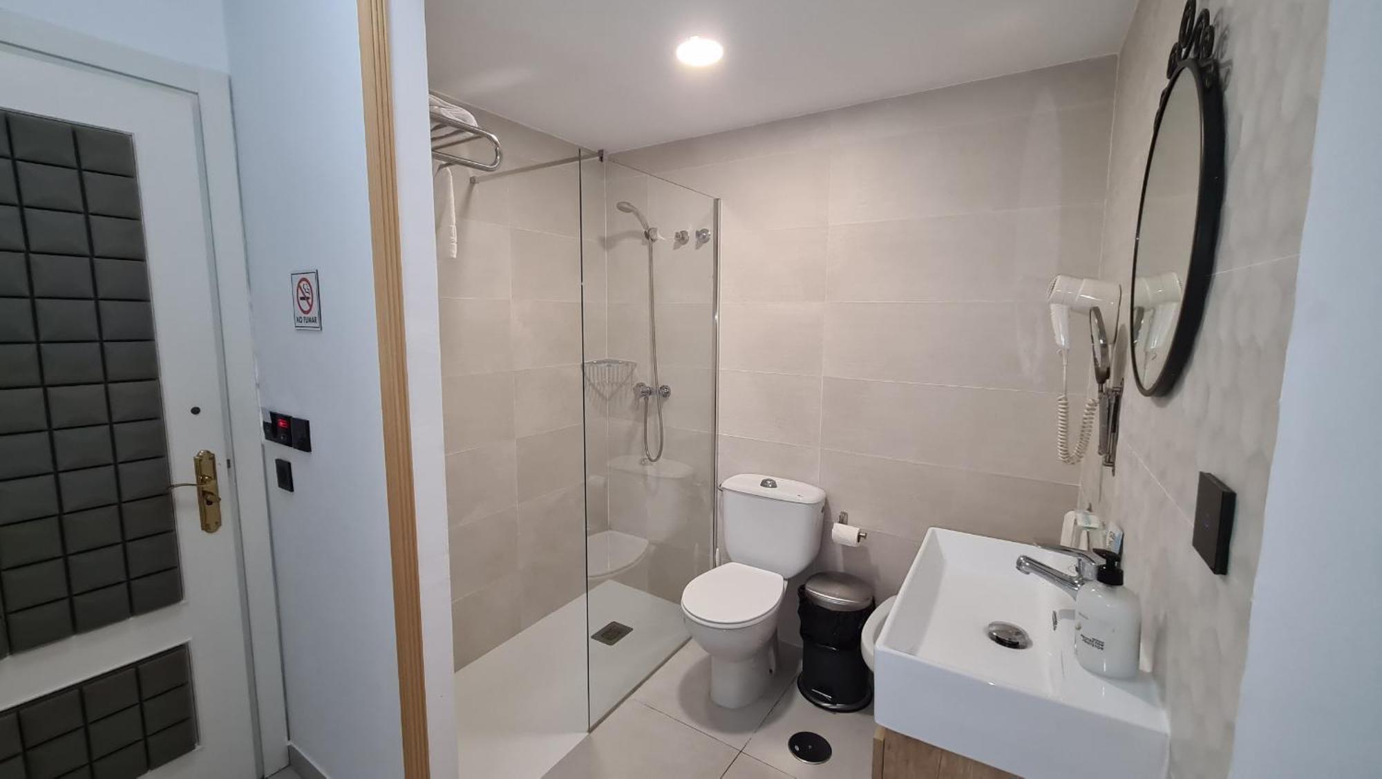 Hotel San Sebastian Almuñécar エクステリア 写真