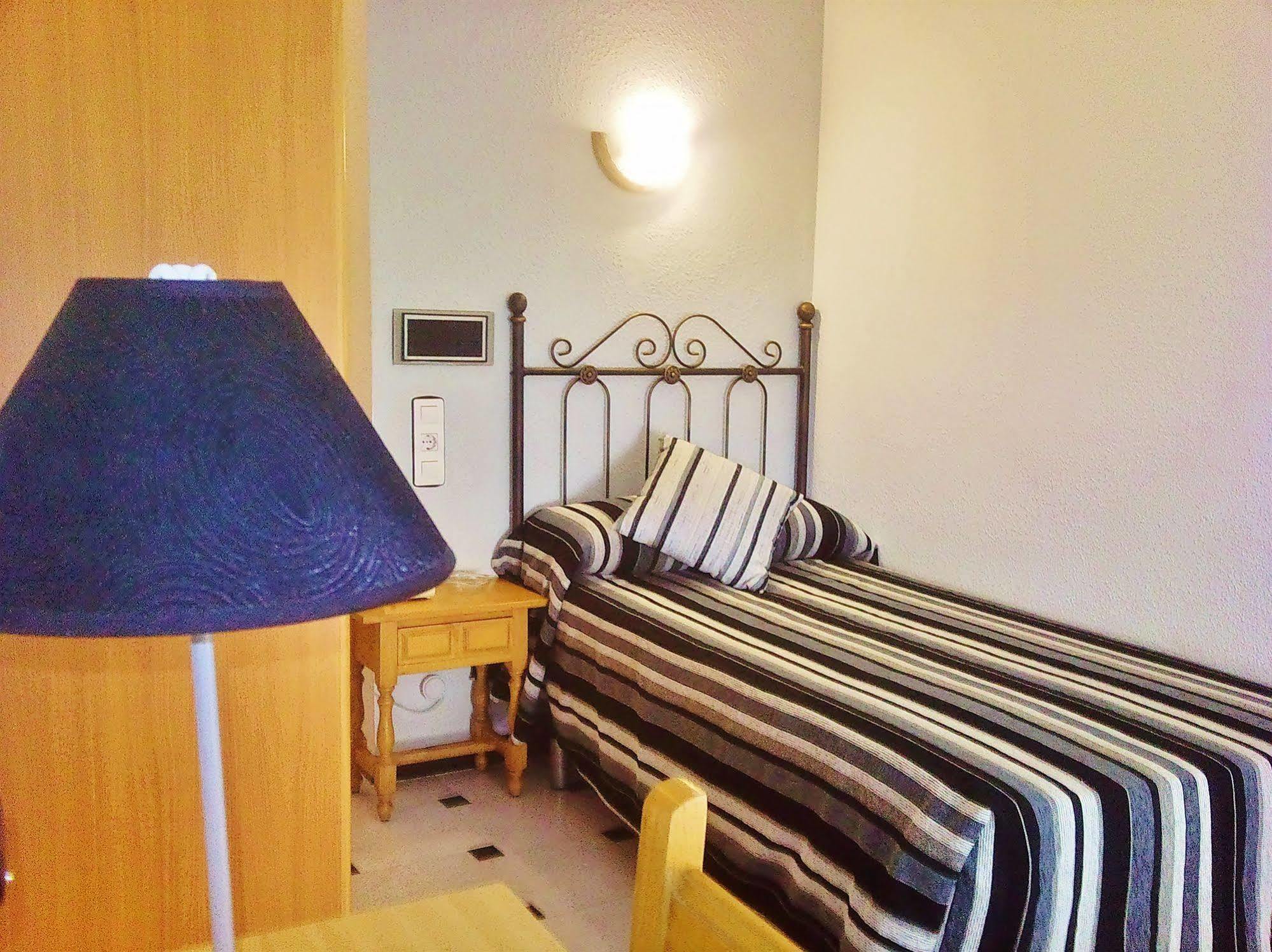 Hotel San Sebastian Almuñécar エクステリア 写真
