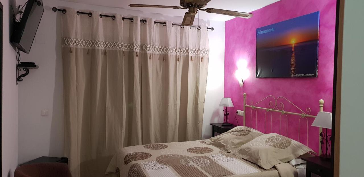 Hotel San Sebastian Almuñécar エクステリア 写真